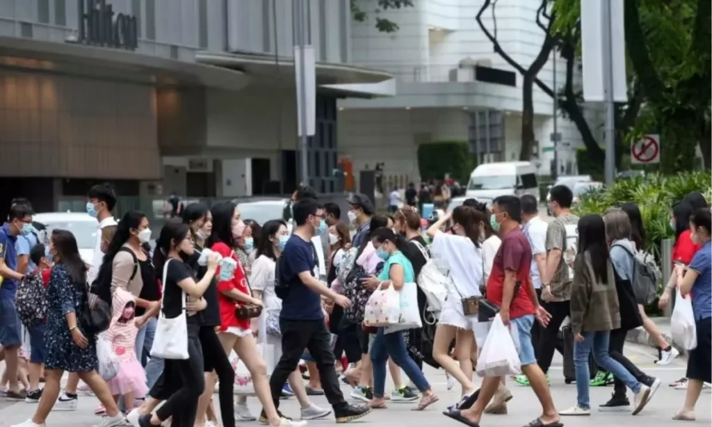 Singapore Confirms $700 Cost of Living Payout for 2025