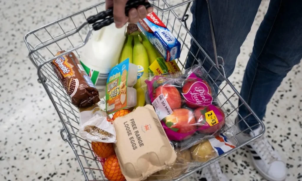 UK £200 Cost of Living Payment September 2025, Who Gets It and When