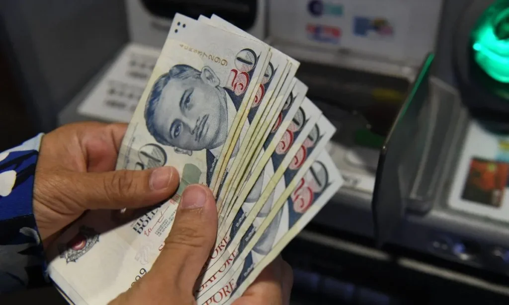 Singapore’s S$700 Cash Payout 2025, Who Gets It and When Payments Start